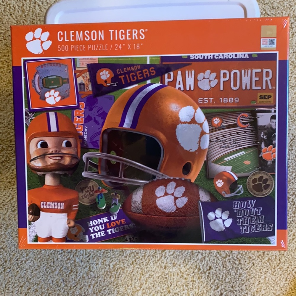 LEAVING CLOSET! NCAA - Clemson 500 pc puzzle. Never opened.